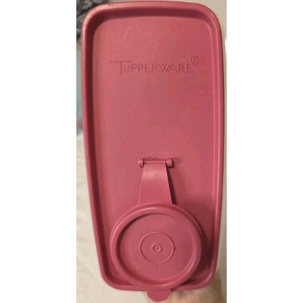 Vintage Tupperware 469-15  Clear Storage Container w/471-4 Flip Lid In Rose